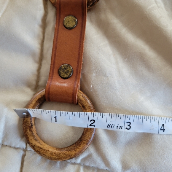 Vintage Unique Leather and Wooden Ring Adjustable Belt - Picture 11 of 14